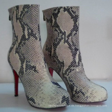 2016 neue Art von Snakeskin Frauen Stiefel (Hcy02-749)